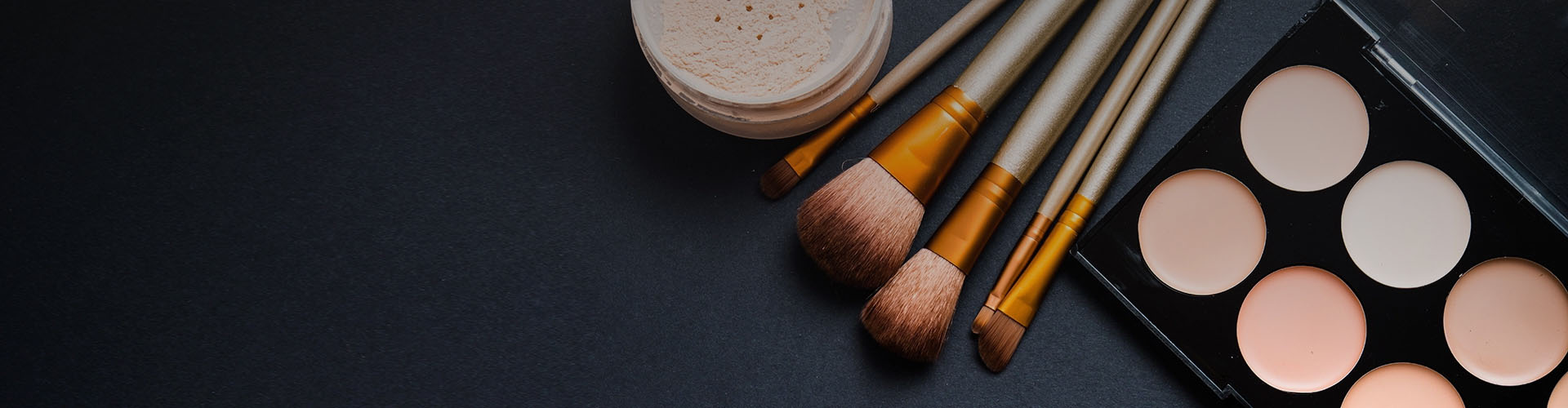 Makeup courses for yourself in Amsterdam